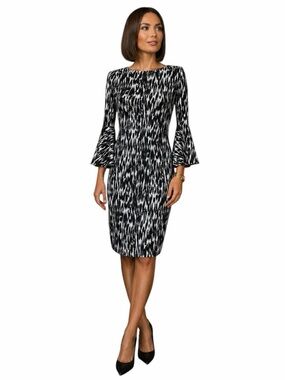 Black And White Knee Length Fitted Dress for Sale up to 90% Off: Poshmark
